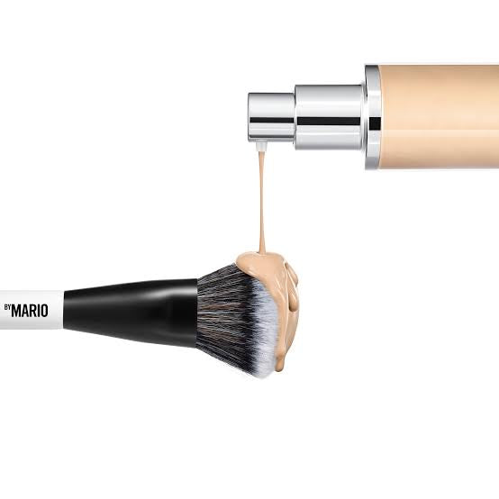 MAKEUP BY MARIO
F4 BRUSH (BROCHA PARA BASE Y ROSTRO CON DOS PUNTAS)
